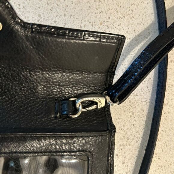 Brighton Small Black Pebbled Leather Croc Crossbody Wallet Detachable Strap EUC - Picture 11 of 12